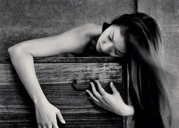 Фотопроект Майкла Кенны «Рафу» — Женское ню в стиле японского хайку1