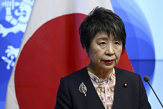 Глава МИД Японии застряла на Фиджи