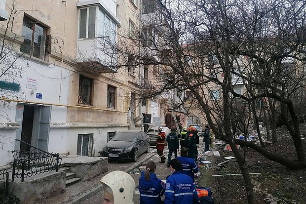 Губернатор Севастополя показал последствия взрыва в городе1