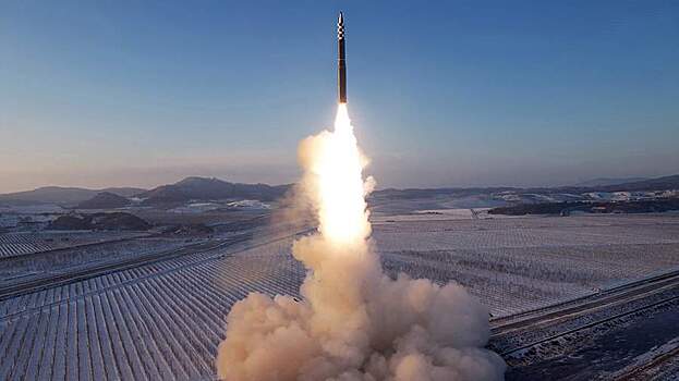 КНДР запустила несколько крылатых ракет с западного побережья