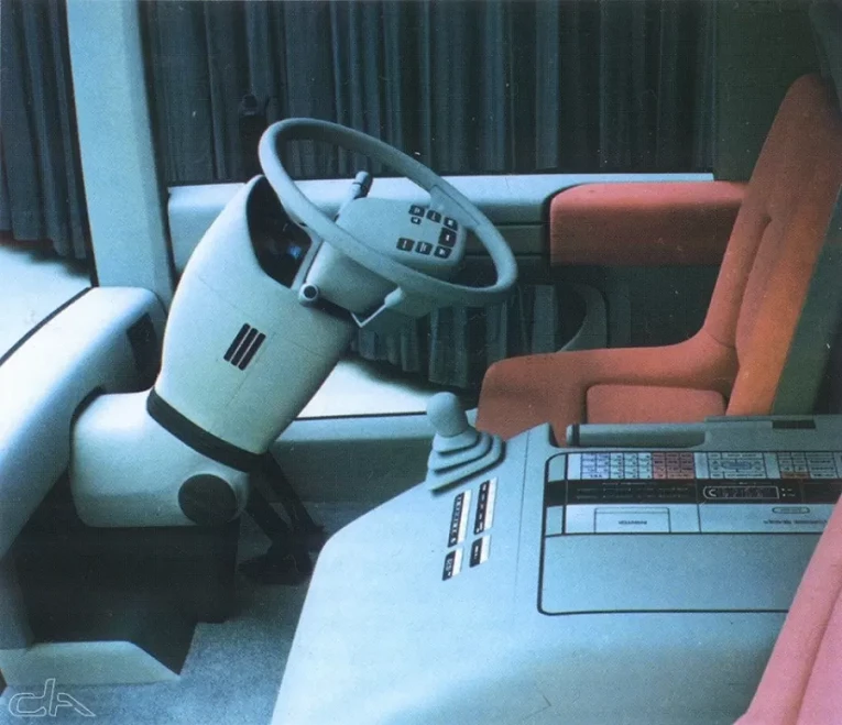 Компьютер на колёсах: фургон Nissan Diesel ATP III из 1980-х с полноуправляемым шасси и гидравлическим полом2