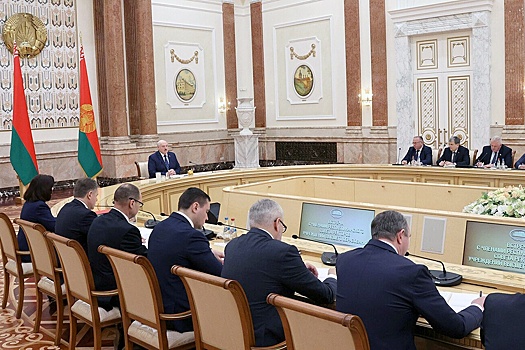 Лукашенко: Беларусь сохранила в вузах лучшие советские традиции