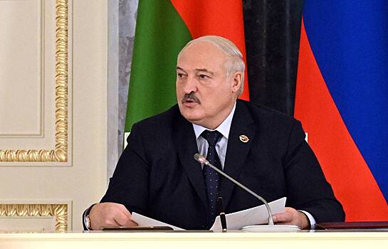 Лукашенко рассказал, как не позволил уничтожить запасы мин