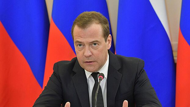 Медведев: Зеленский останется в истории как кровавый клоун