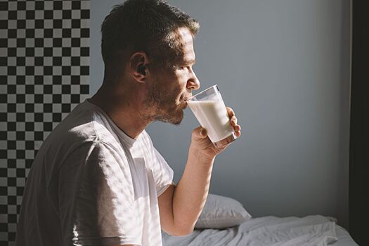 Молоко при гастрите и болях в желудке: польза или вред