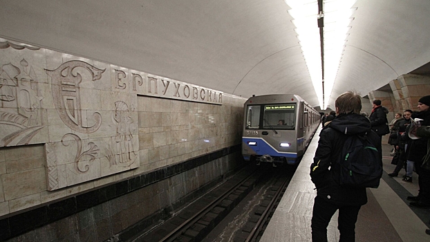 На серой ветке метро увеличили интервалы движения поездов