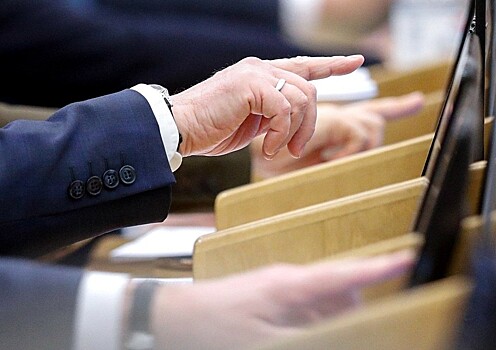 Госдума примет закон о лишении статуса адвокатов, уехавших из России
