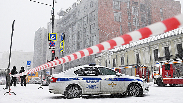 Названа предварительная причина пожара в центре Москвы