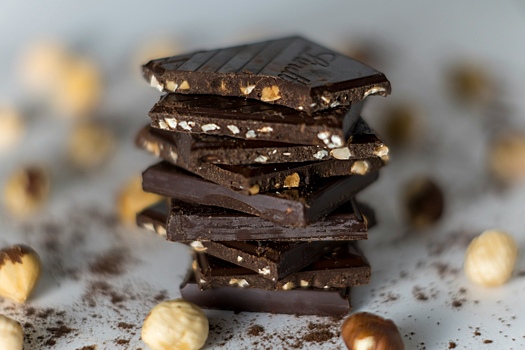 Производители предупредили о подорожании горького шоколада в России