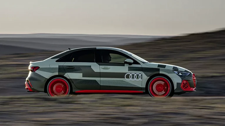 Обновлённые «заряженные» седан и хэтчбек Audi S3 показались на первых фото2