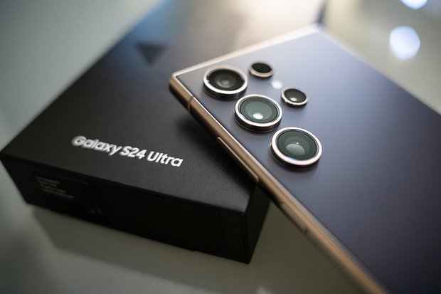 Обзор нового Samsung Galaxy S24 Ultra: искусственный интеллект в титане5