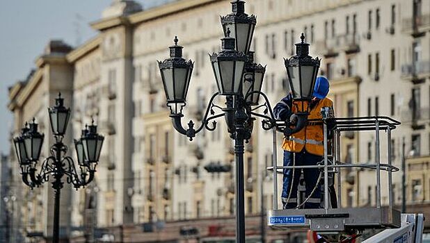 Около 53 тыс. «умных» фонарей появилось в Москве в 2023 году