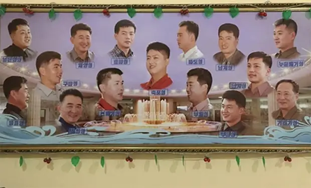 Почему у жителей Северной Кореи ни на одной фотографии нет седых волос2