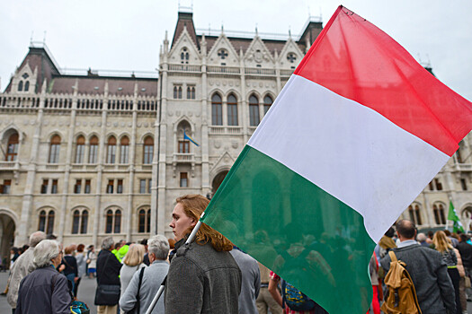 Посол в Венгрии сообщил о возможных изменениях в российском учебнике истории