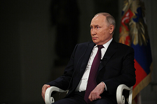 Путин: американцам будет трудно понять историческую часть интервью Карлсону