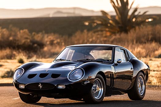 Реплику Ferrari из фильма с Томом Крузом купили за $ 183 тыс. На самом деле это Datsun
