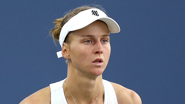 Самсонова не смогла пройти в 1/4 финала турнира в Дубае