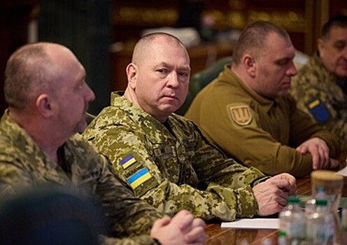 Украинцев предупредили, что ВСУ могут не удержать фронт