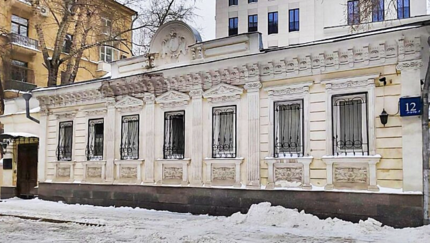 Усадьбы, храмы и ипподром: какие объекты начнут реставрировать в Москве