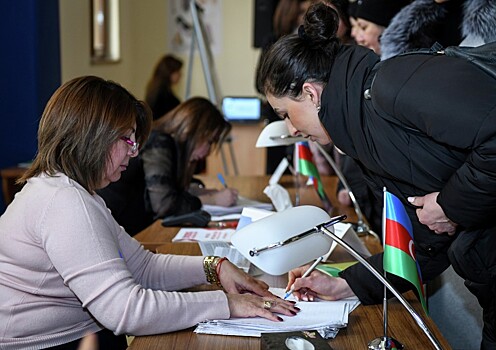 В Азербайджане объявлен «день тишины» перед выборами президента