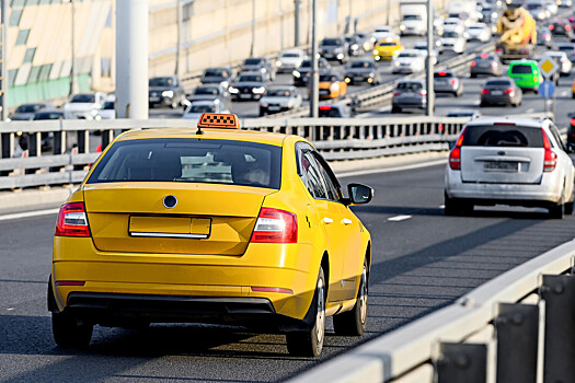 В «Яндексе» рассказали, почему подскочили цены на такси
