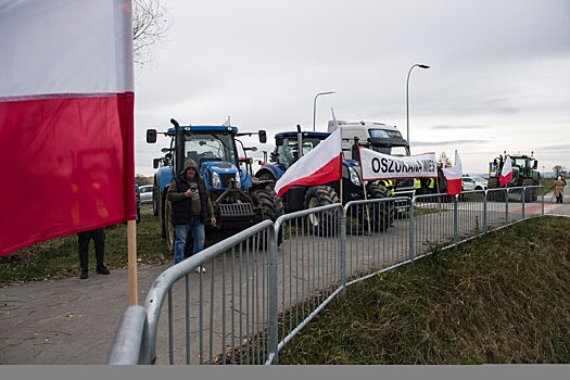 Киев надеется на "решительный ответ" ЕК на блокаду польско-украинской границы