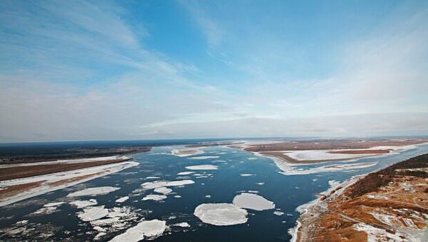 В Красноярске нашли тело рыбака, которого унесло на льдине по Енисею