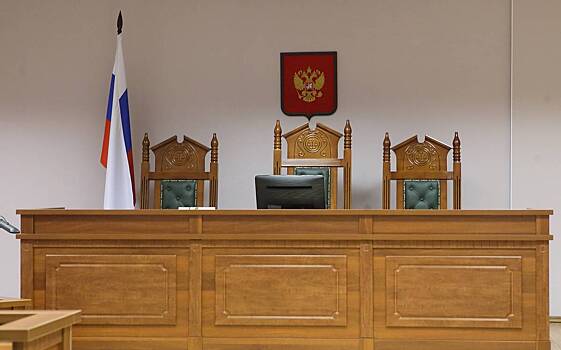 Адвокаты передали в канцелярию суда свидетельство о смерти «крабового короля»