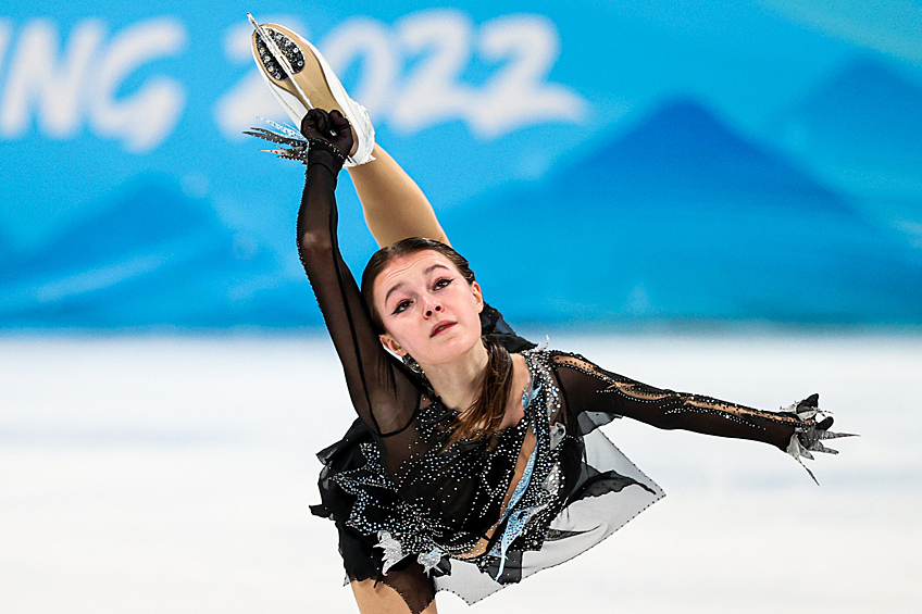 Анна Щербакова во время тренировки на Олимпиаде в Пекине, 2022 год