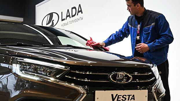Блогер назвал Lada Vesta лучшим автомобилем за 1,5 млн рублей