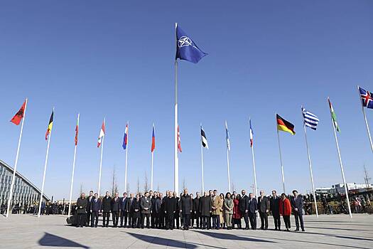Членов НАТО призвали ментально настроиться на военное время