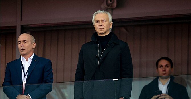 Дюков оценил перспективы возвращения России в международный футбол