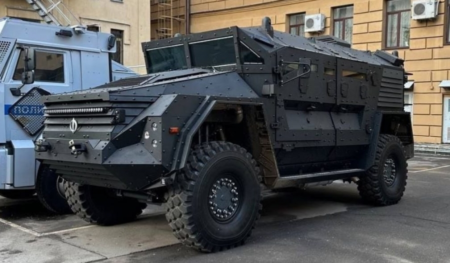 Для московской полиции разработали бронеавтомобиль с необычным дизайном0