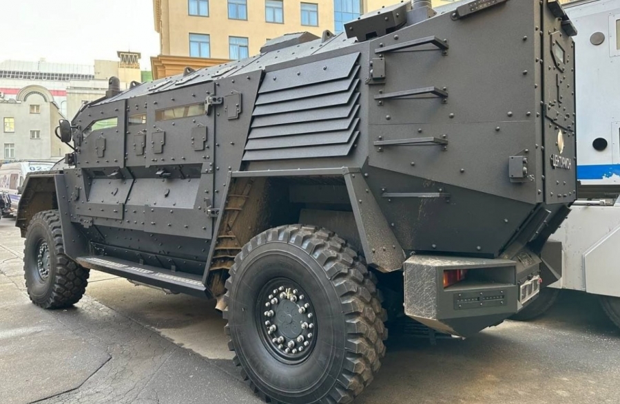Для московской полиции разработали бронеавтомобиль с необычным дизайном2