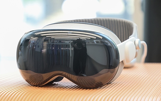 Экс-глава Oculus раскритиковал Apple за «неправильные акценты» в Vision Pro