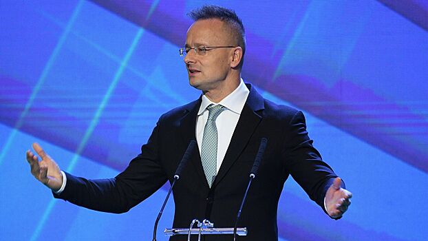 Глава МИД Венгрии планирует посетить ПМЭФ-2024