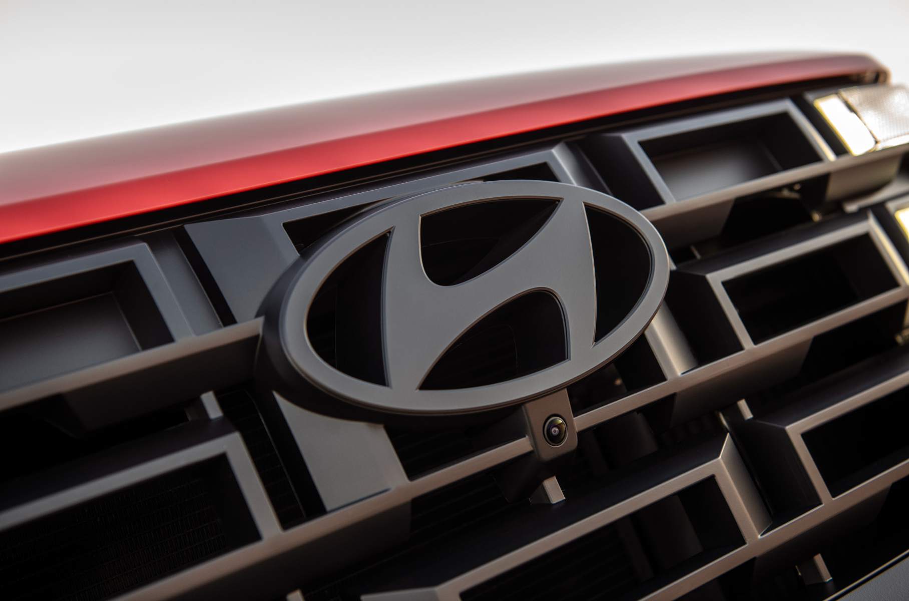 Hyundai раскрыла дату премьеры обновленного пикапа Santa Cruz1