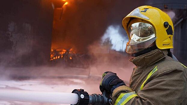 Инфраструктурный объект в Днепропетровской области загорелся из-за взрывов