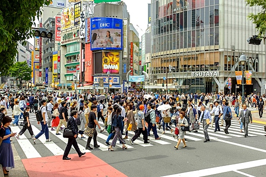 Японцев ждет самое большое повышение зарплат за 30 лет
