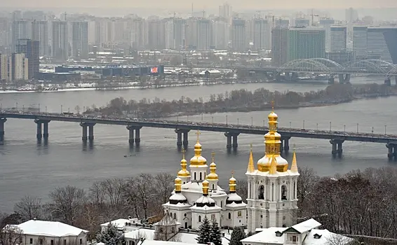 Посольство Казахстана в Киеве призвало сограждан покинуть Одесскую и Харьковскую области