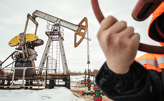 Китай наращивал в январе-феврале производство нефти