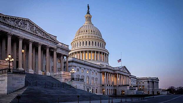 Конгресс США утвердил бюджет за несколько часов до шатдауна