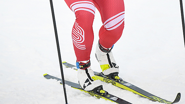 Лыжницу унесли на носилках после выступления на чемпионате России