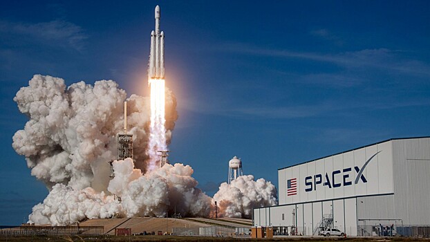 Милитаризацию космоса связали с развитием компании SpaceX