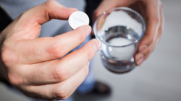 Многие пожилые принимают аспирин вопреки рекомендациям врачей