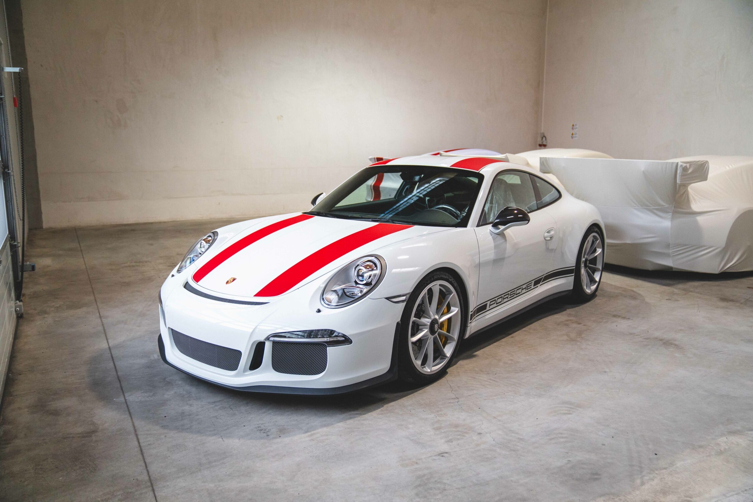 Набор из нескольких Porsche 911 GT3 в комплекте с автовозом выставили на продажу4