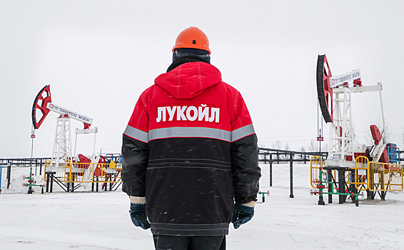 На заводе «Лукойла» остановили работу установки из-за «инцидента»