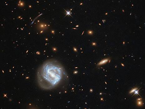 Обнаружено новое массивное сверхскопление галактик