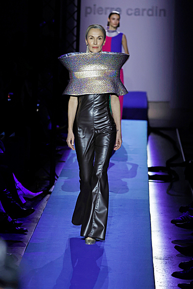 Pierre Cardin представил свою коллекцию на Парижской неделе моды6