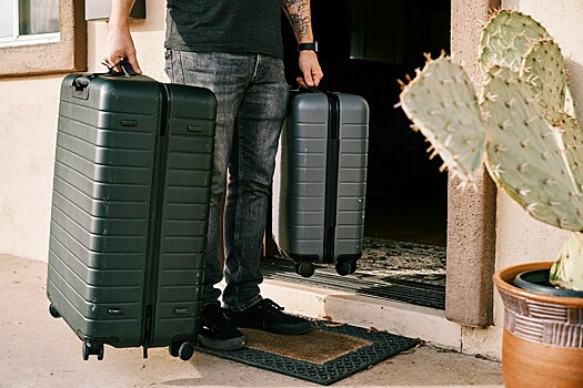 Что делать, если повредили чемодан при перелете: пять шагов к компенсации